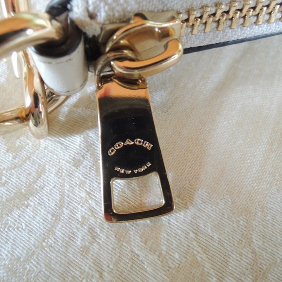 Coach Chalk White Pebbled Leather Lenox Satchel F59325 - Pristine - Picture 12 of 15